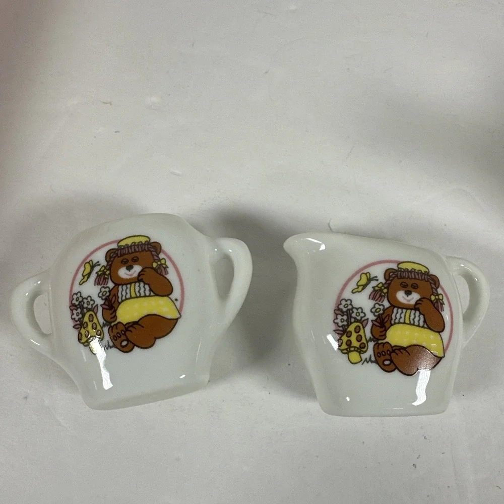 Vintage 1970's Childs Porcelain Jaymar Teddy Bear Tea Set 12 pc.